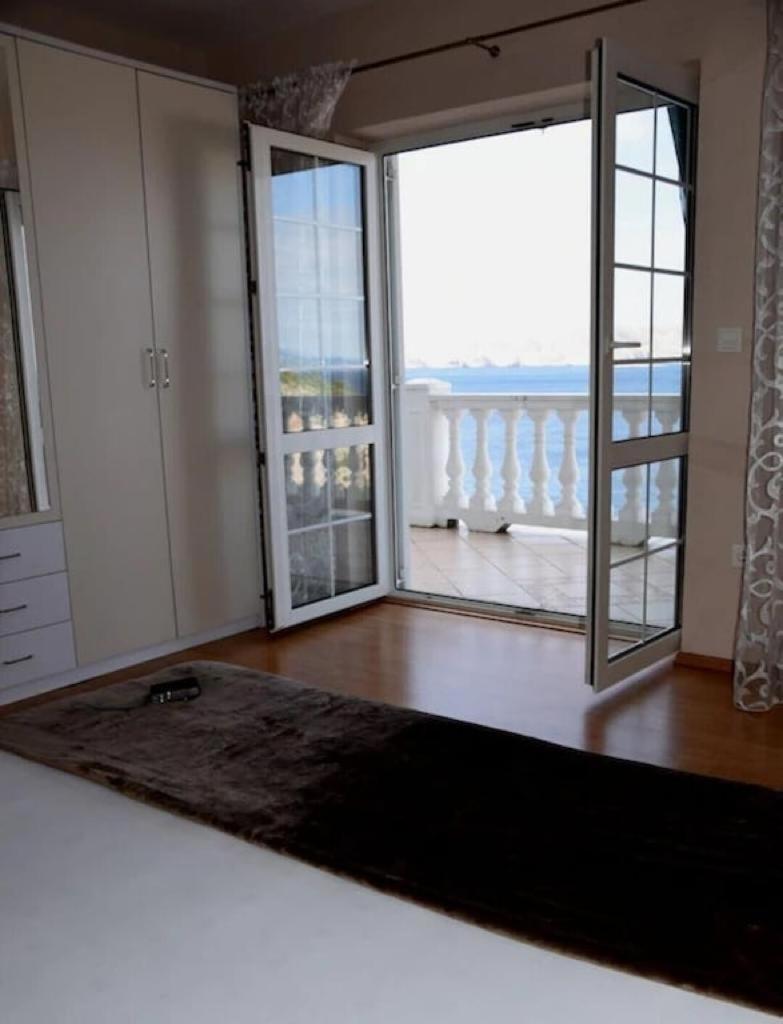 Apartment Ana เซนญ์ ภายนอก รูปภาพ