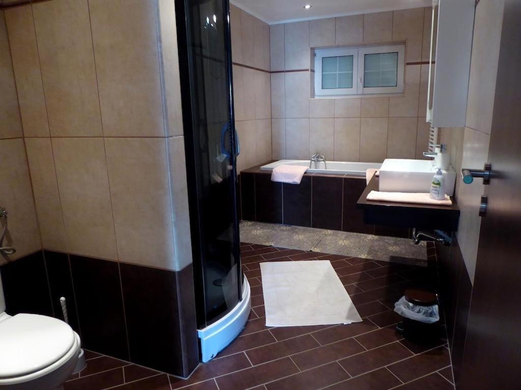 Apartment Ana เซนญ์ ภายนอก รูปภาพ