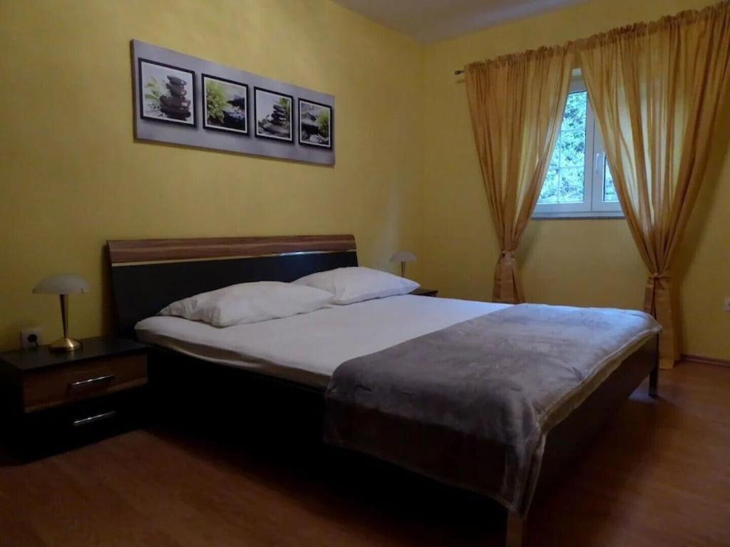 Apartment Ana เซนญ์ ภายนอก รูปภาพ